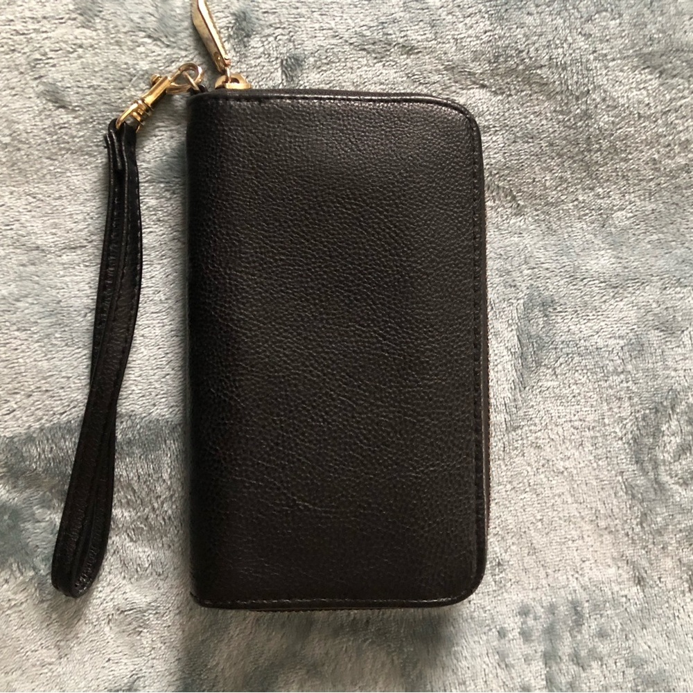 Black Wristlet Wallet